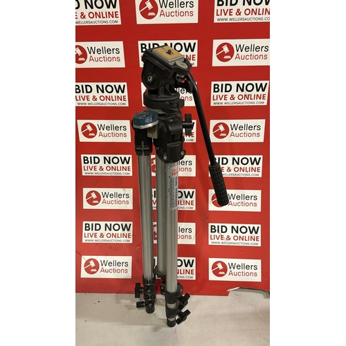 3288 - MANFROTTO PROFESSIONAL TRIPOD ART144 MODEL #200