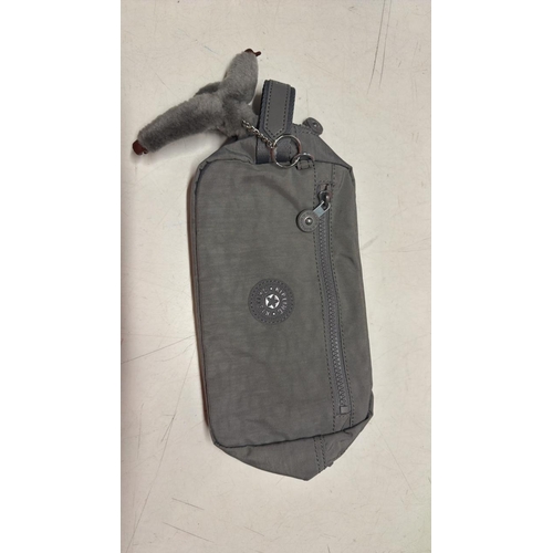 3390 - NEW GREY KIPLING BAH WITH MONKEY KEYRING