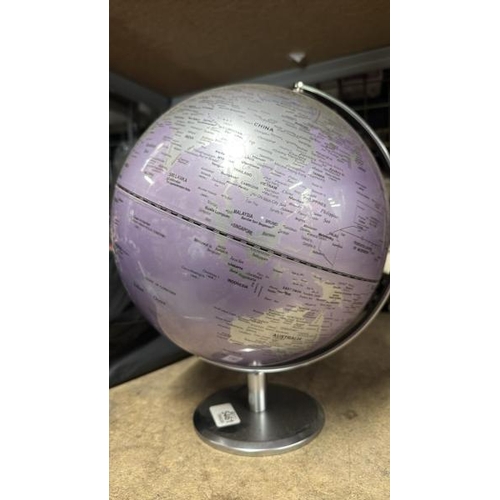 9015 - SPINNING GLOBE ON STAND