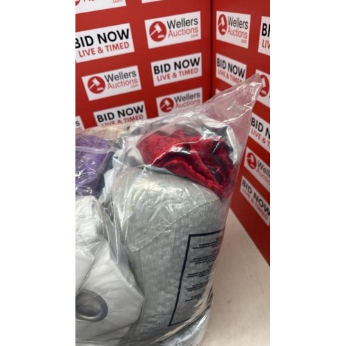 9053 - A VERY LARGE BAG FILLED WITH HOME/LINEN INC. CURTAINS, BEDDING SETS, PILLOWS, TABLE CLOTHS AND ALL S... 