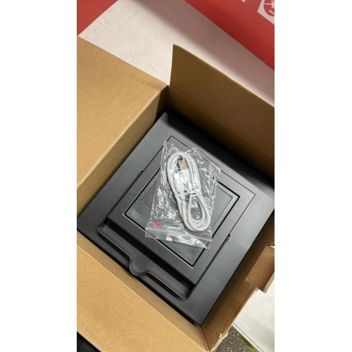 45 - SOLAR LED REVERE LANTERN