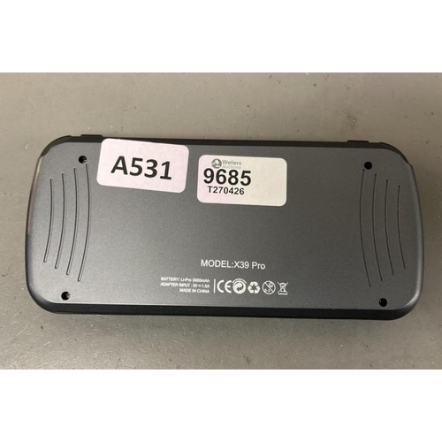 9685 - X1 HANDHELD GAME CONSOLE/ MODEL: X39 PRO - GREY