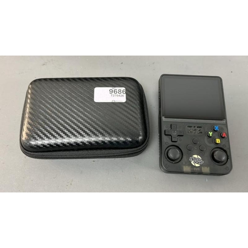 9686 - X1 RETROSNAP PLAY GAME - BLACK INC. CASE