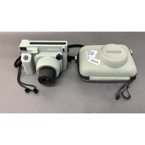 9693 - X1 FUFJIFILM INSTAX WIDE 400/ SAGE GREEN/ LENS 95MM INC. GREEN CASE