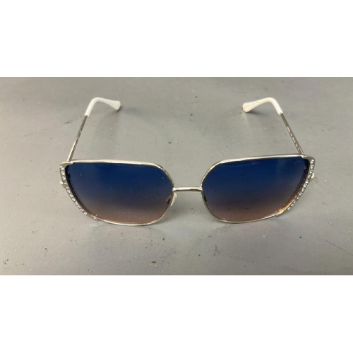 9705 - X1 SUNGLASSES GUESS GF0409