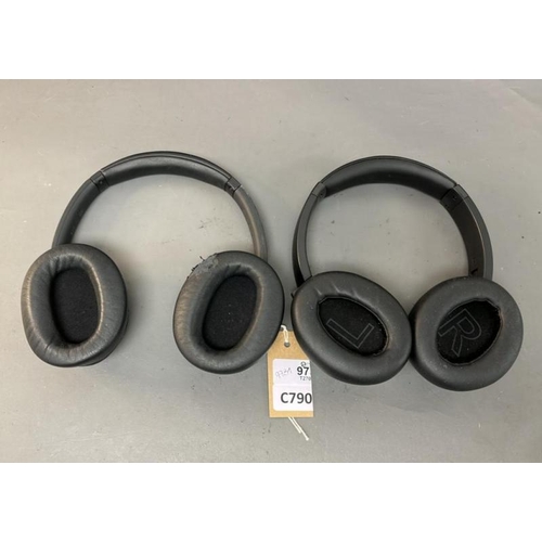 9731 - X2 HEAPHONES INC. SOUNDCORE Q2OI, SONY YY2966