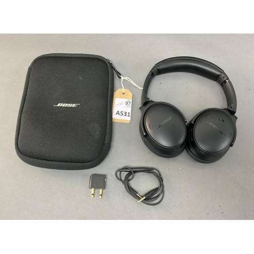 9736 - X1 HEADPHONES BOSE QC QUIET COMFORT/ 437310/ BLACK INC. CASE, CABLES