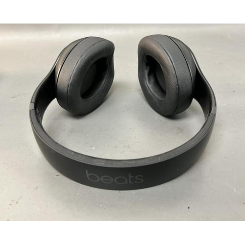 9737 - X1 HEADPHONES BEATS STUDIO 3/ BLACK/ INC. CASE