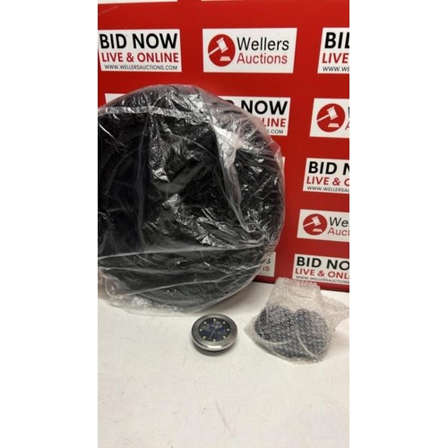 Lot 7081      