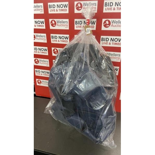 9006 - BAG OF RUCKSACKS