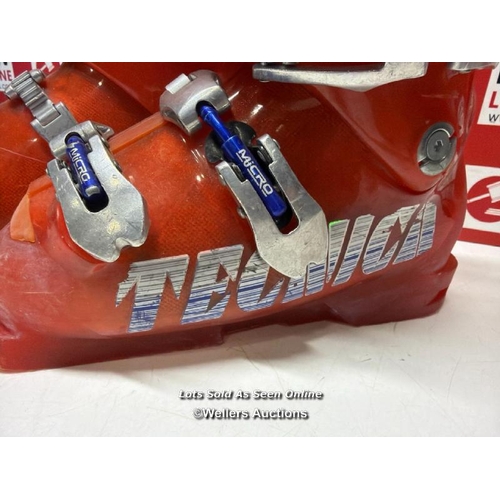 9026 - KIDS PRE-OWNED TECHNICA SKI BOOTS / SIZE UK 3.5
