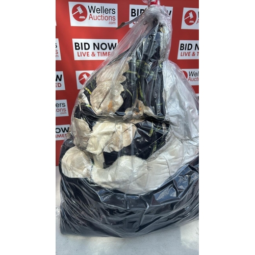 Lot 2198      