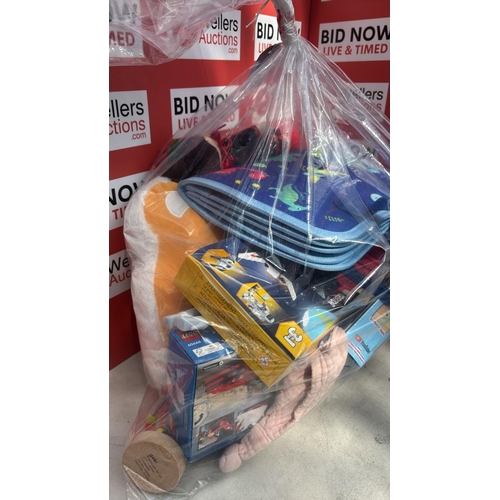 Lot 2214      
