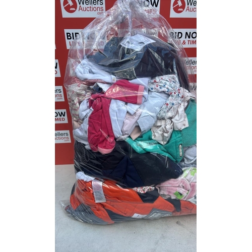 Lot 2215      