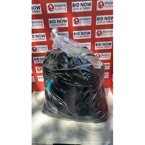 Lot 2220      