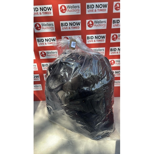 2220 - BAG OF JACKETS INC HOLLISTER,CAMEL