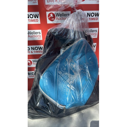 Lot 2223      