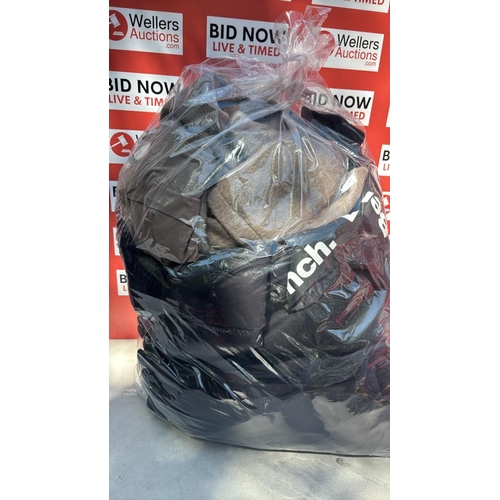 Lot 2237      