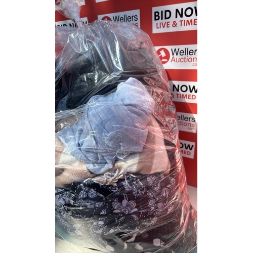 2243 - BAG OF SCARFS AND HATS