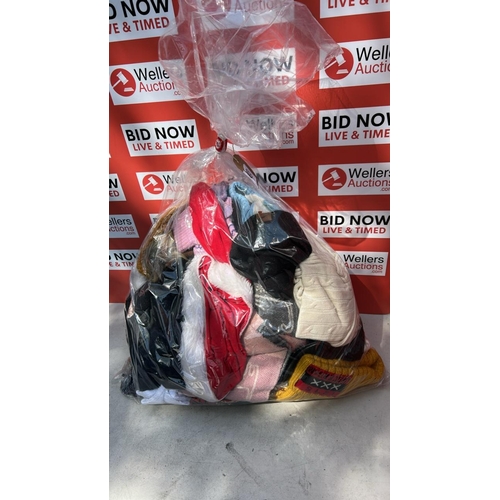 Lot 2258      
