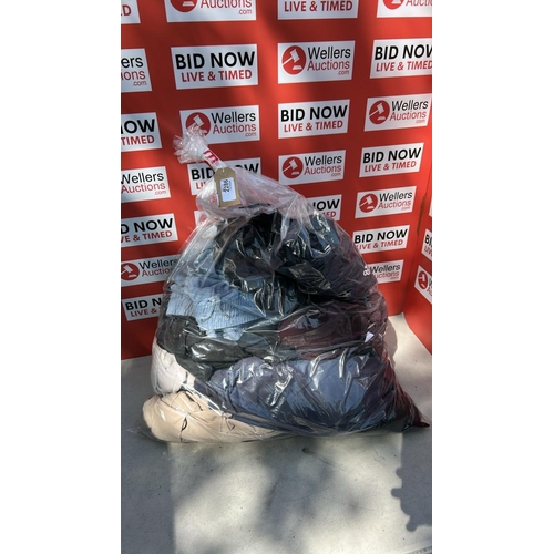 Lot 2286      