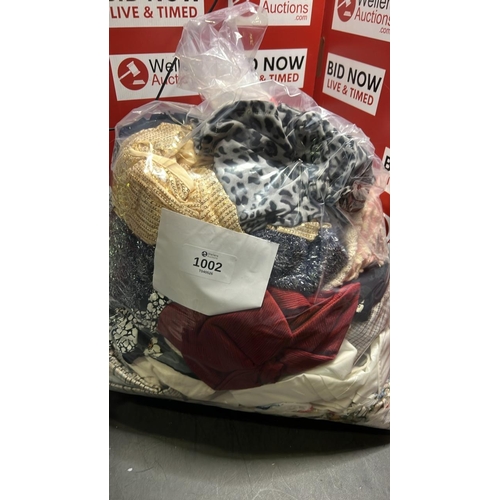 Lot 1002      