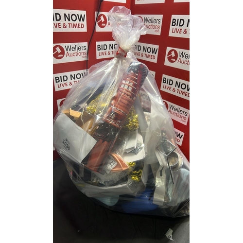 1036 - BAG OF BRICKABRAC INC MULTICOLOUR FILES