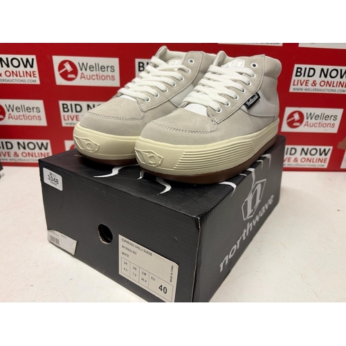 Lot 1048      