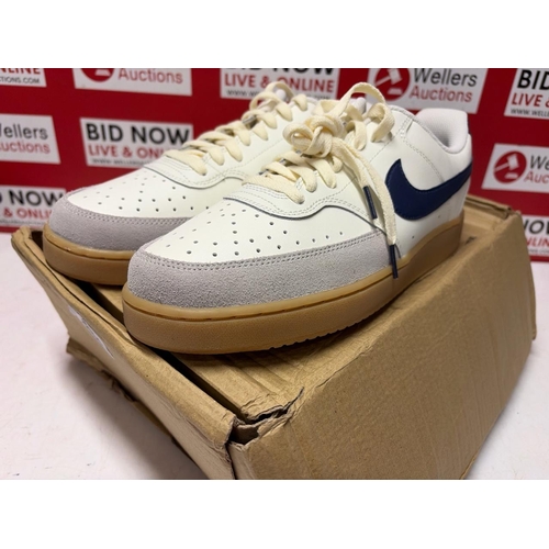 Lot 1054      
