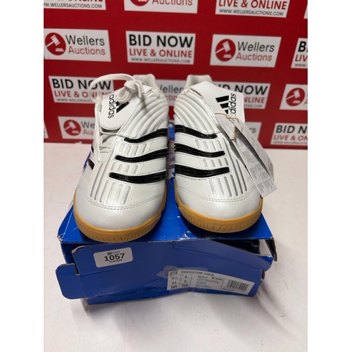 1057 - GENTS NEW ADIDAS PREDATOR SALA TRAINERS / UK 8