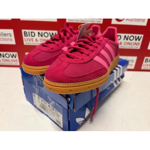 1062 - CHILDRENS NEW ADIDAS HANDBALL SPEZIAL / UK 3
