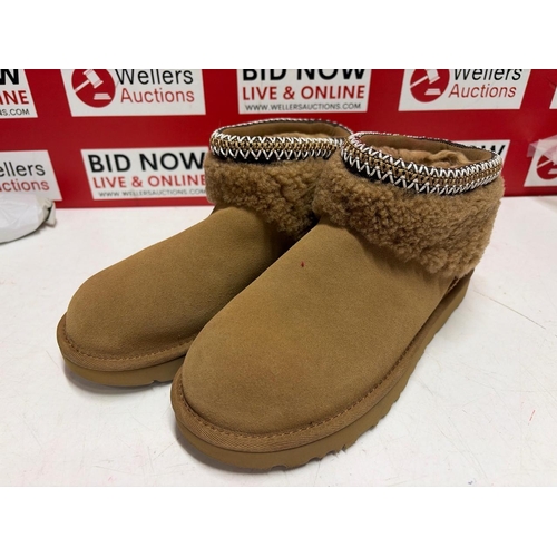 1092 - LADIES NEW UGG BOOTS / UK 5