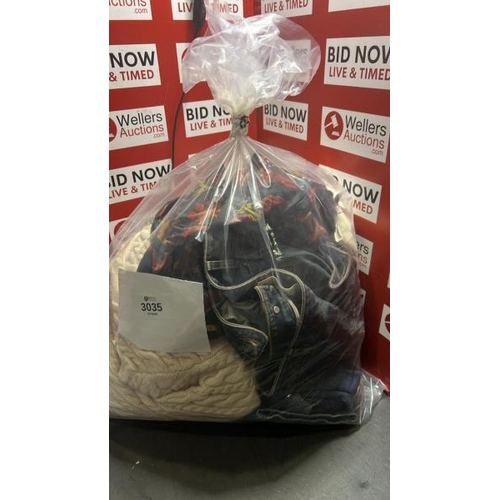 Lot 3035      