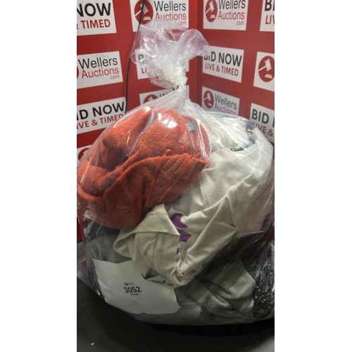Lot 3052      