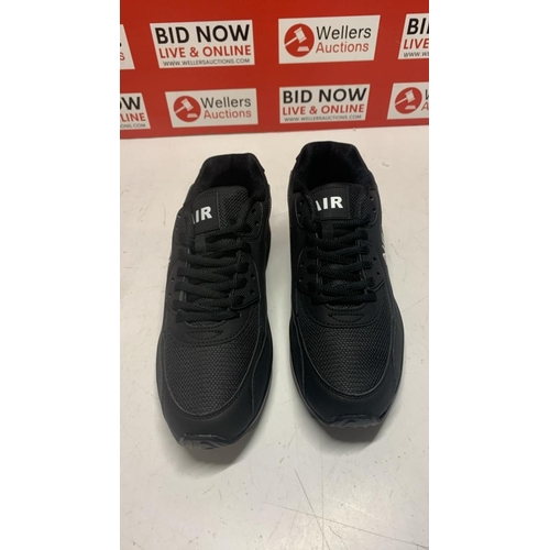 2006 - NEW MARKSMAN AIR GEMINI TRAINERS, UK 9