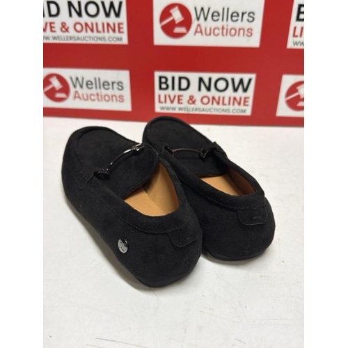 2011 - CHILDRENS NEW RIVER ISLAND FLATS / SIZE 1