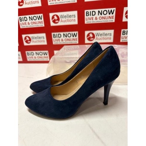 2014 - LADIES PRE-LOVED A A HIGH HEELS / SIZE 38
