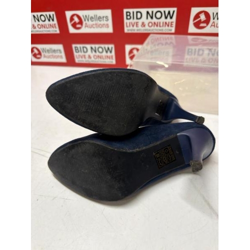 2014 - LADIES PRE-LOVED A A HIGH HEELS / SIZE 38