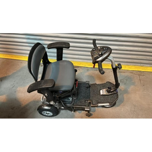 9899 - X1 TGA ELETRIC WHEELCHAIR / MODEL: 1110021/SN: S19+TEBR15C163/ RATING: 24V 270W