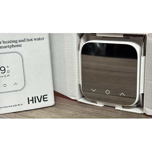 9022 - HIVE THERMOSTAT MINI - 3RD GEN HIVE HUB WITH WI-FI [51]
