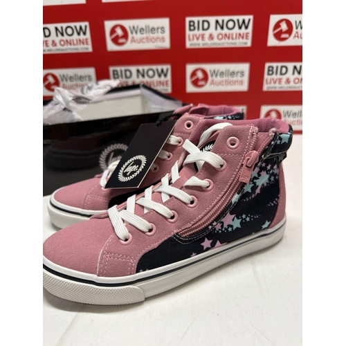 7253 - CHILDRENS NEW HYPE ANKLE BOOT / SIZE 2