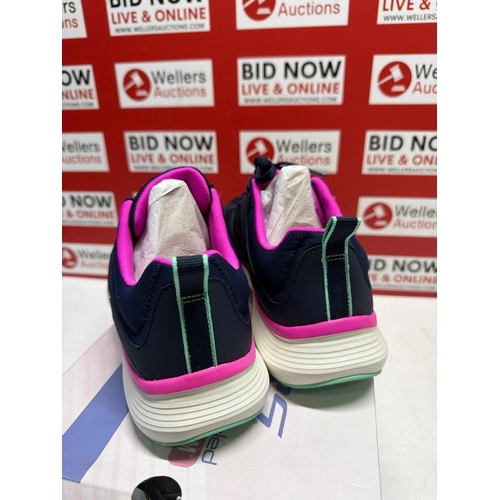 7258 - LADIES NEW SKECHERS FLEX APPEAL FRESH TOUCH / SIZE 7