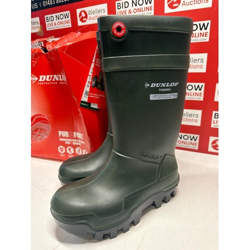 7268 - GENTS NEW DUNLOP THERMO PROTECTIVE WELLINGTON BOOTS / SIZE 9