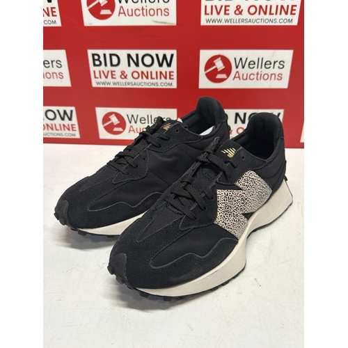 7289 - LADIES NEW NEW BALANCE TRAINERS / SIZE 5.5