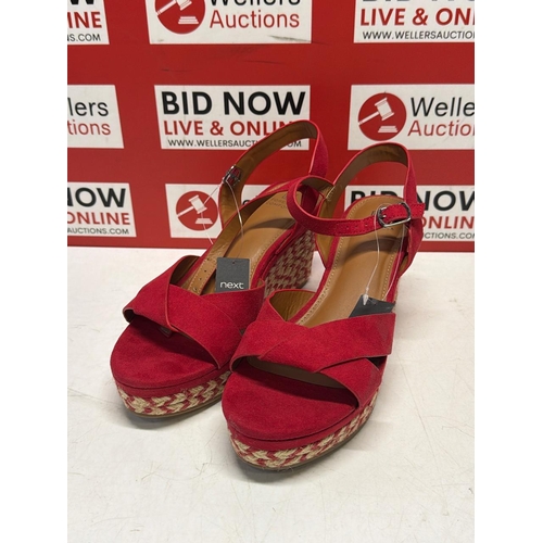 7291 - LADIES NEW NEXT WEDGE SANDAL / SIZE 5