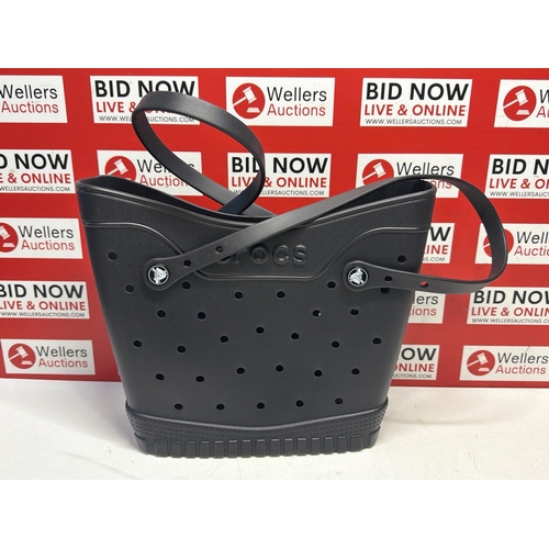 Lot 7305      