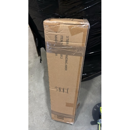7444 - NEW 3 TIER STANDING AIRER