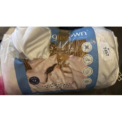 7457 - SNUGGLEDOWN 7.5 TOG DOUBLE DUVET