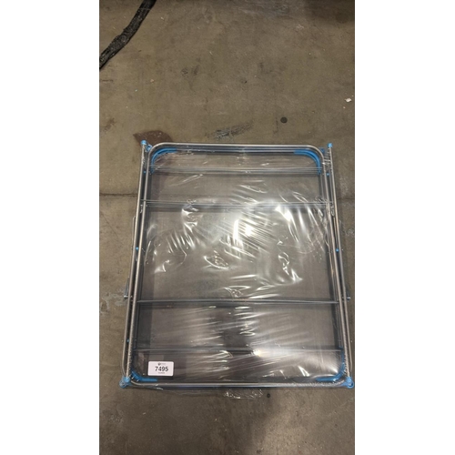 Lot 7495      