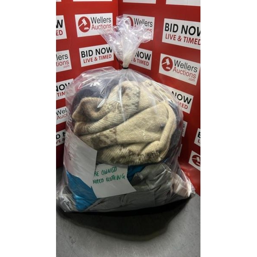 Lot 1032      